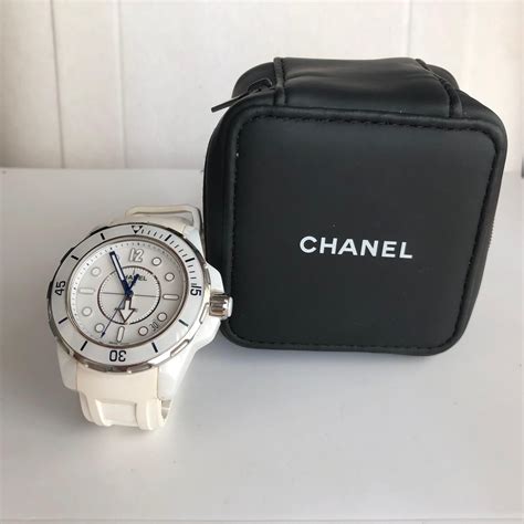 chanel j12 marine watch